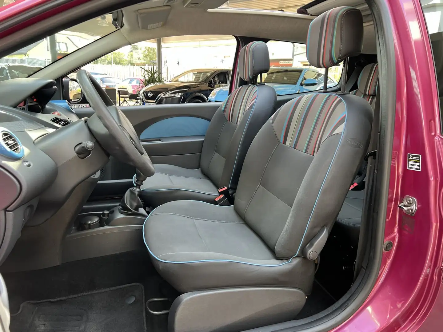 Renault Twingo Liberty Bluetooth Tempomat USB Mauve - 2