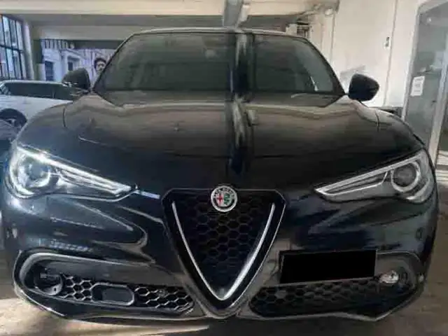 Alfa Romeo Stelvio 2.2 Turbodiesel 190 CV AT8 RWD Executive