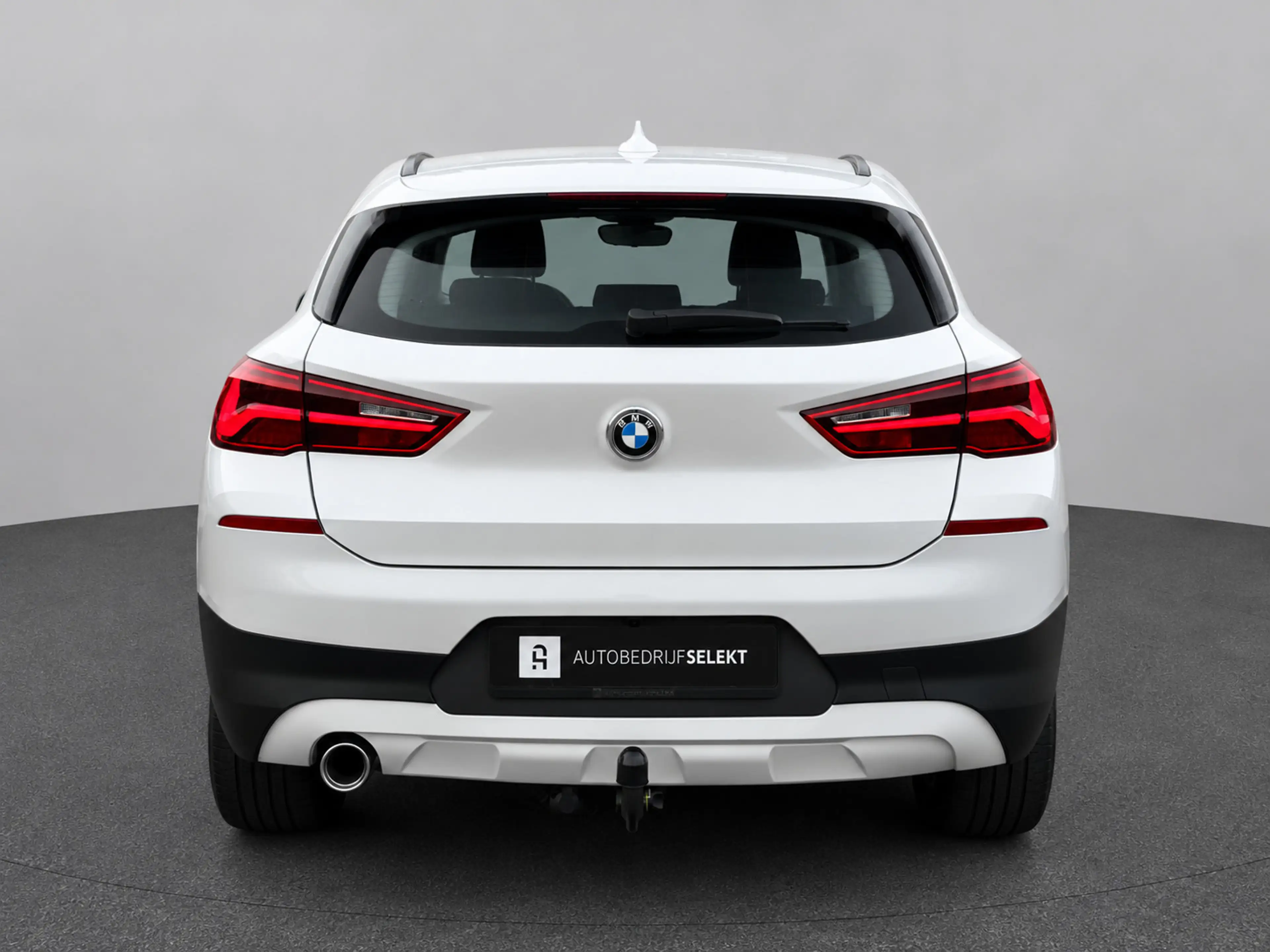 BMW X2 SDrive18i | Trekhaak | Camera | LED | Groot scherm — photo 6