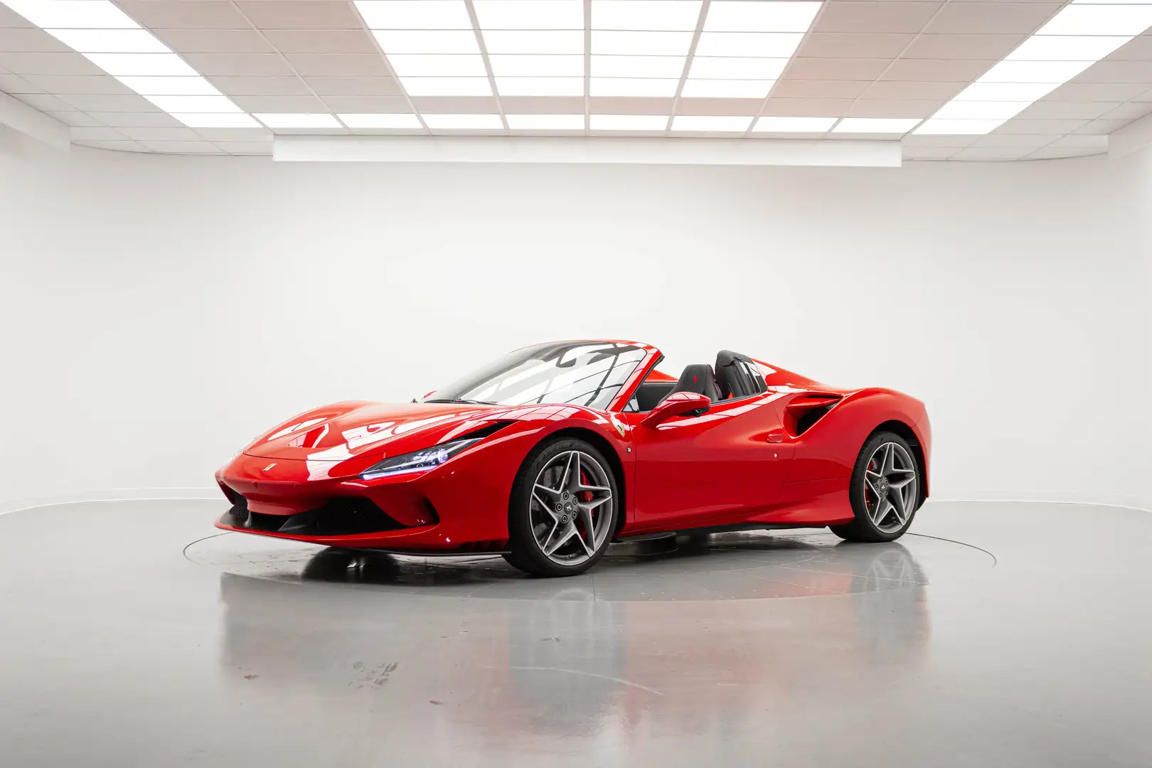 Ferrari F8 Spider Spider Rosso - 1