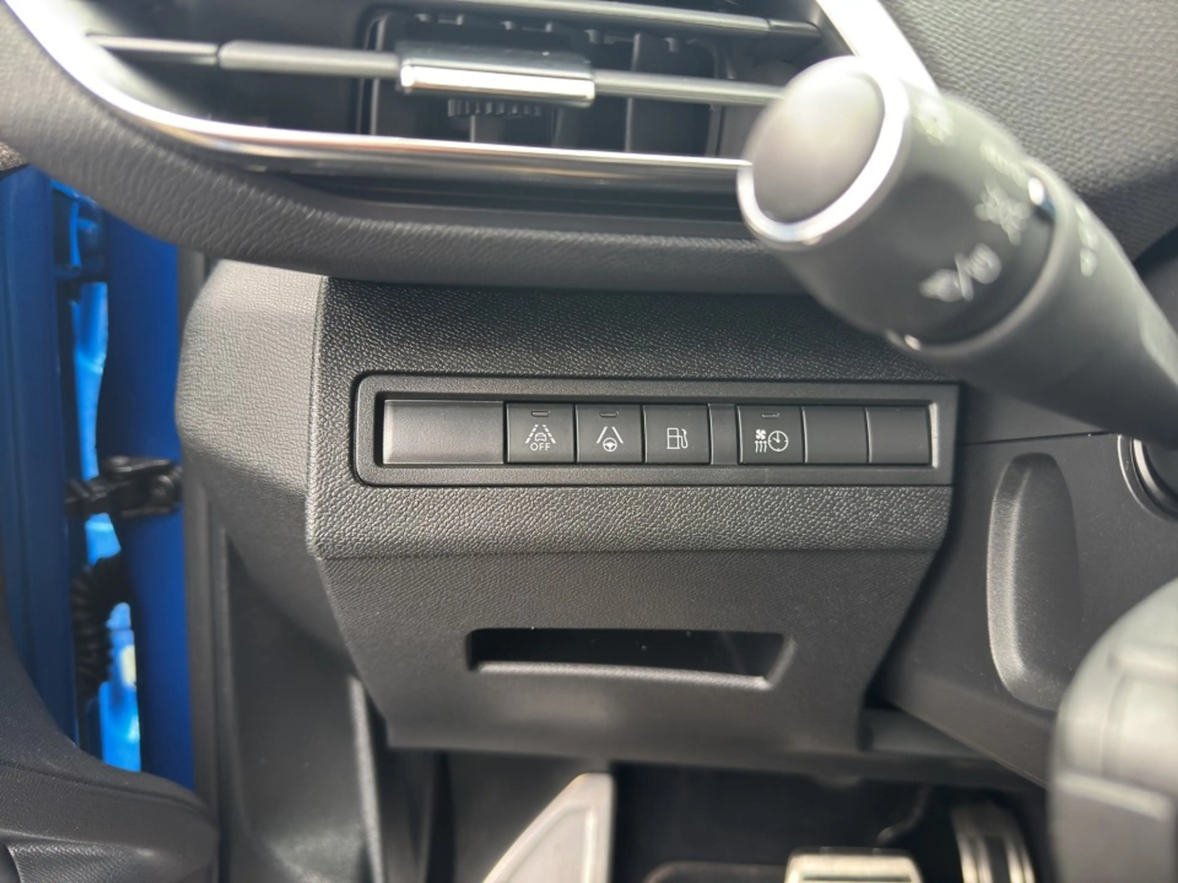 Peugeot 3008 Hybrid GT Pack 225 e-EAT8 Automatik — photo 14