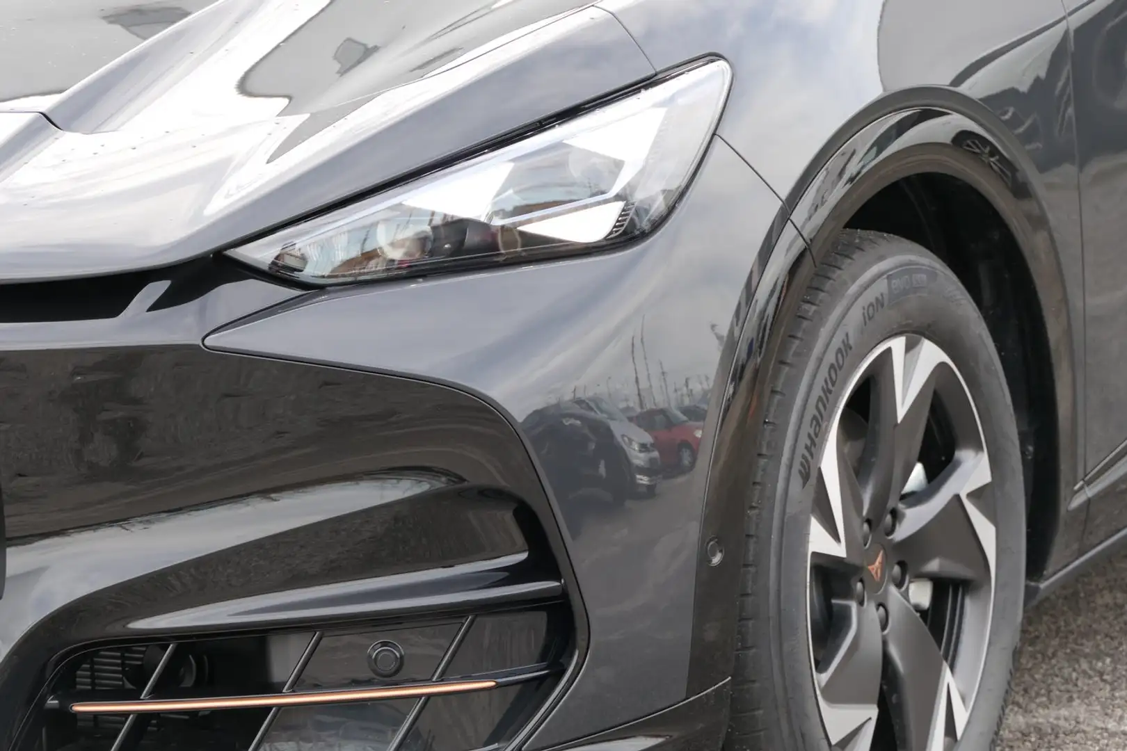 CUPRA Tavascan Alpha 210kW/286PS Grau - 2