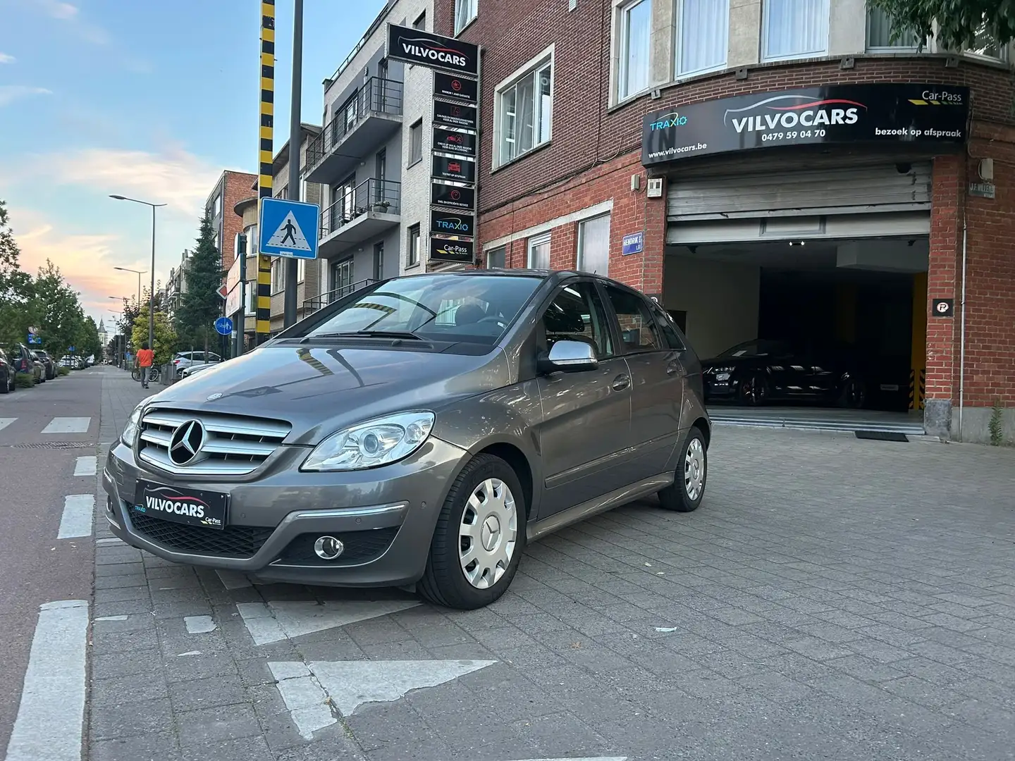 Mercedes-Benz B 180 B 180 CDI Grijs - 1