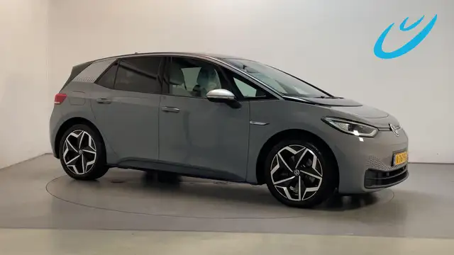 Volkswagen ID.3 First Plus 58 kWh LED Camera Navigatie Stoelverwar