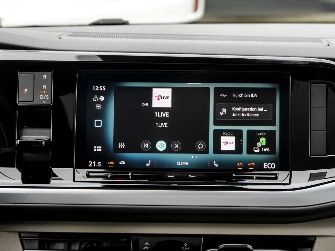 Volkswagen T7 Multivan Edition eHybrid 4M KÜ IQ.LIGHT PANO AHK 7