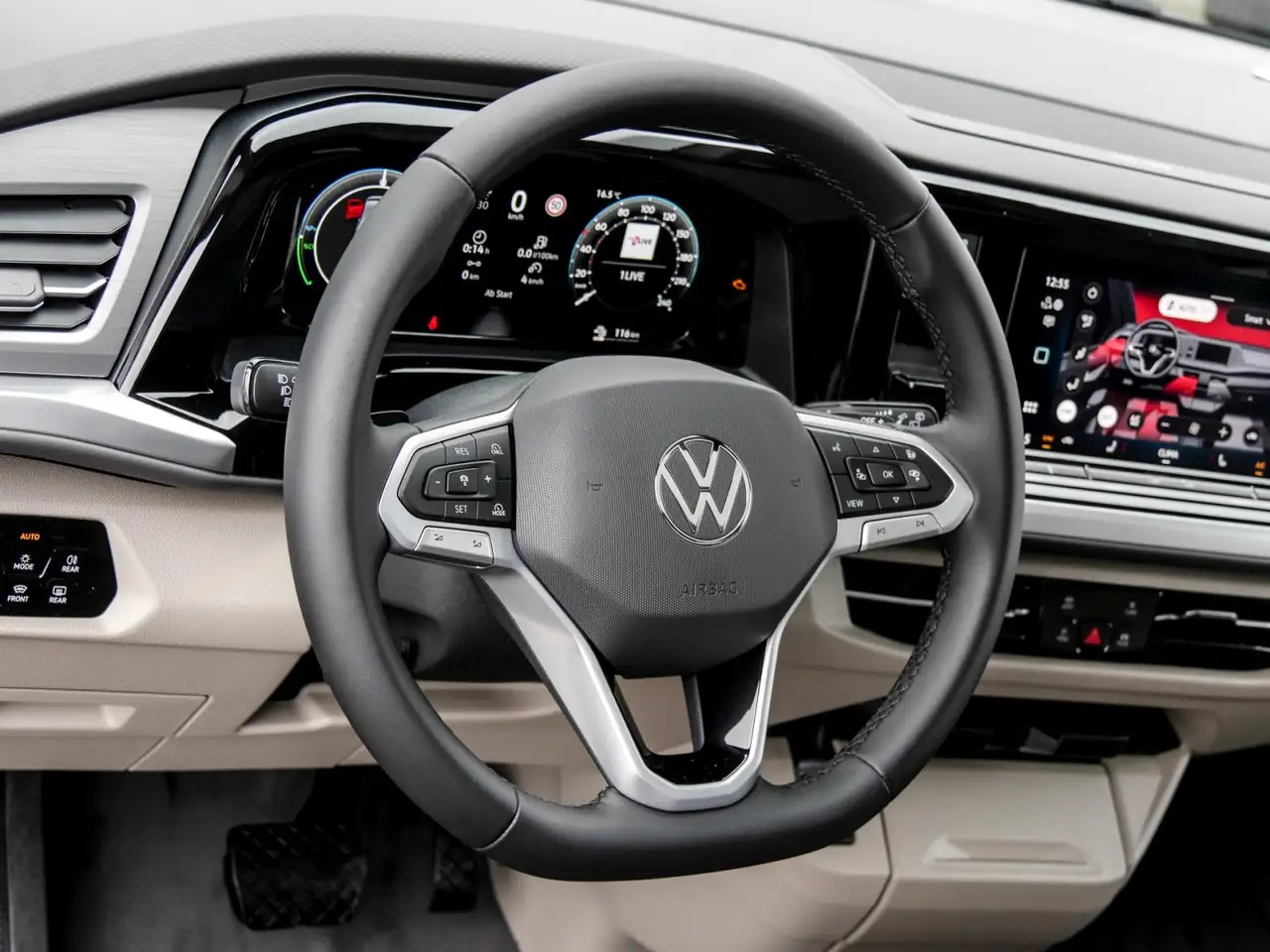Volkswagen T7 Multivan Edition eHybrid 4M KÜ IQ.LIGHT PANO AHK 9