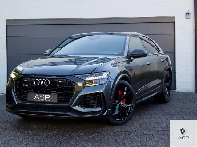 Audi RS Q8 TFSI quattro | Carbon | B&O | 23" | 1 owner |