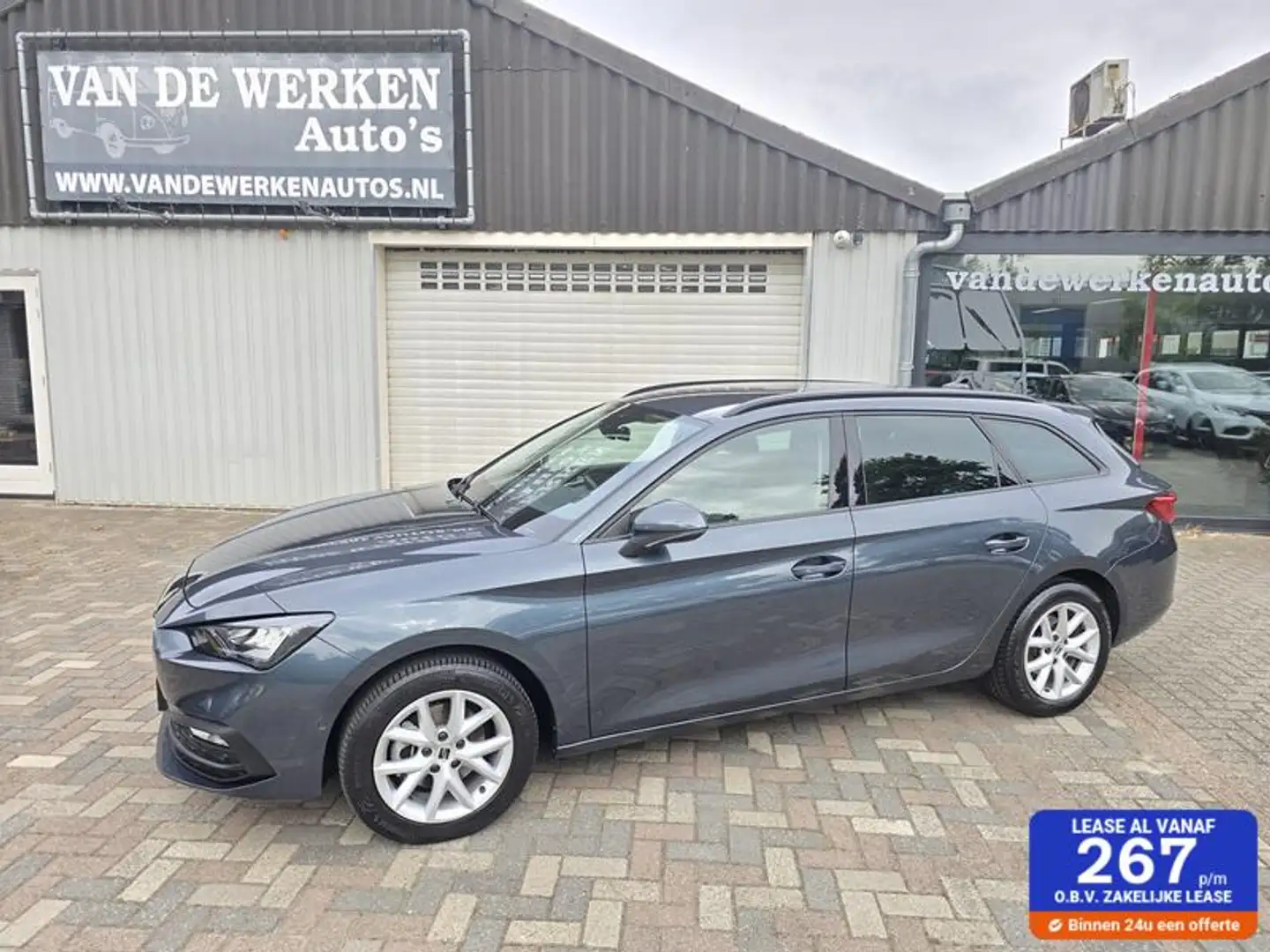 SEAT Leon Sportstourer 1.0 eTSI Style Business Intense AUTOM Grijs - 1