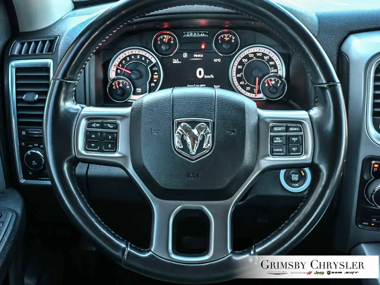RAM 1500 снимка RAM 1500