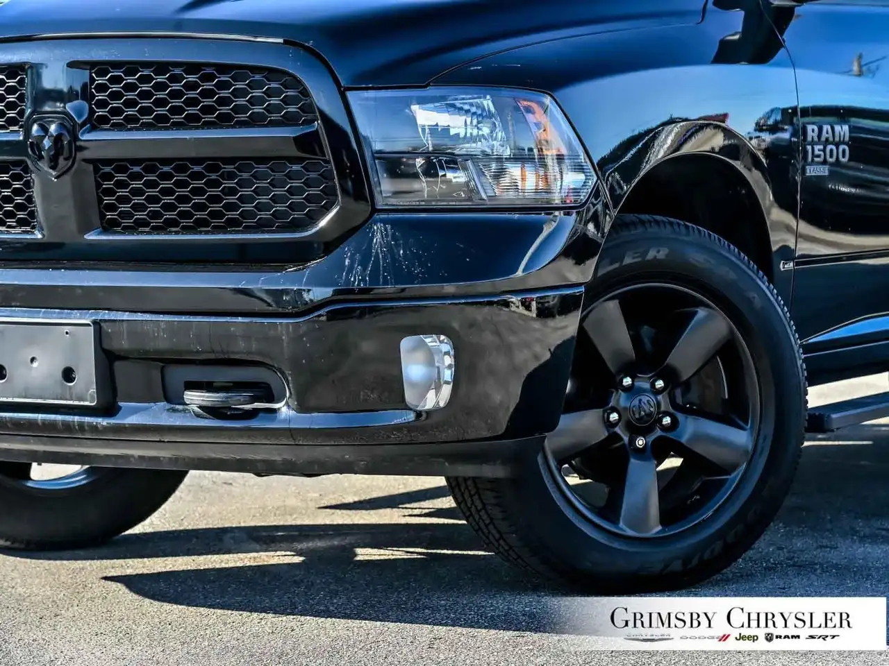 RAM 1500 снимка RAM 1500