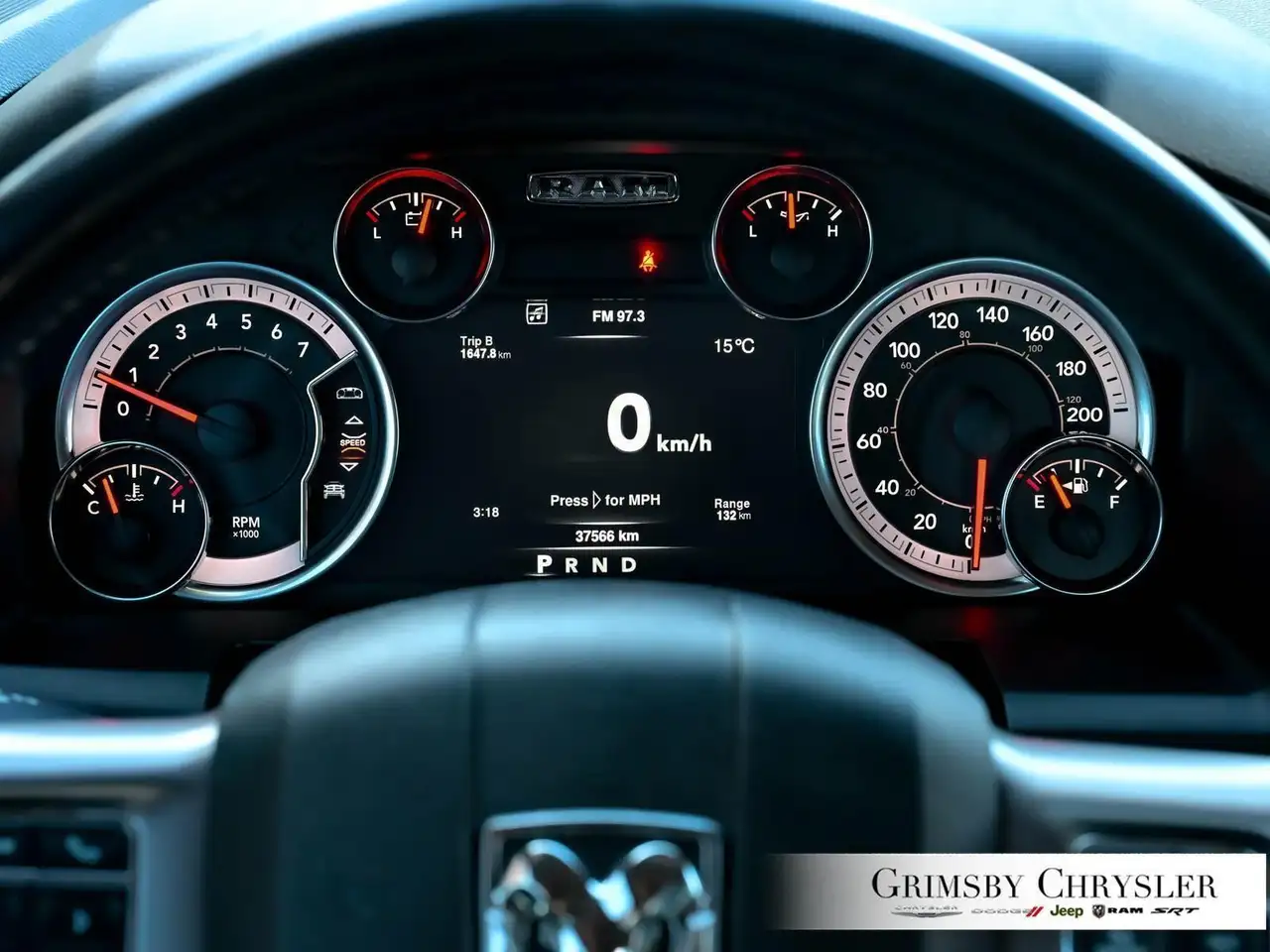 RAM 1500 снимка RAM 1500