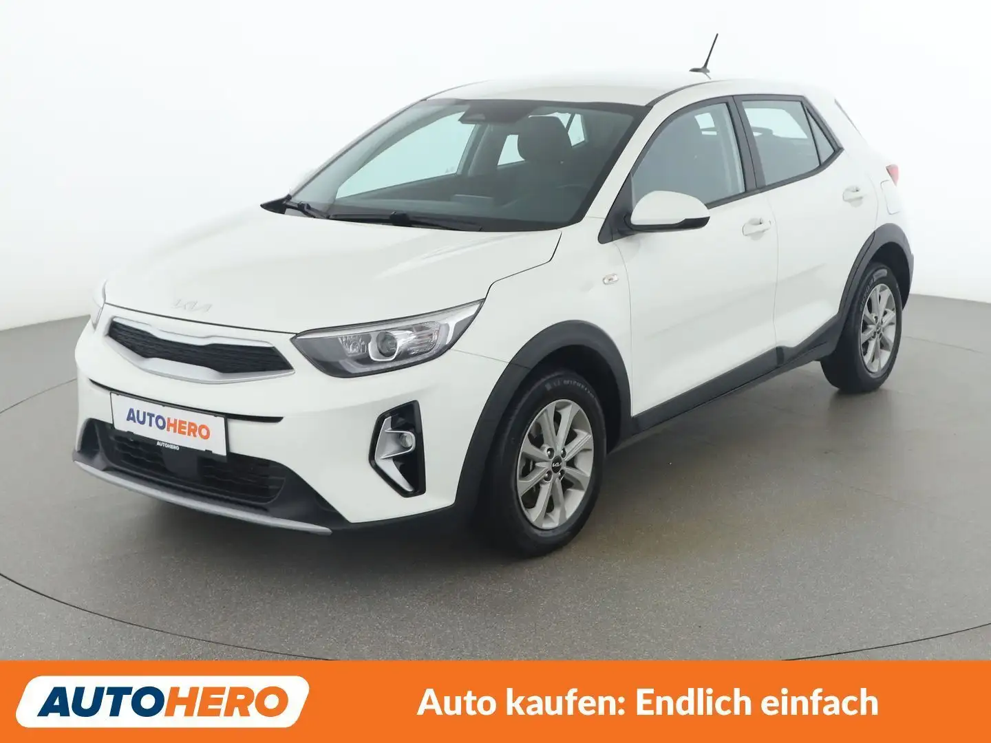 Kia Stonic 1.2 Titan Weiß - 1
