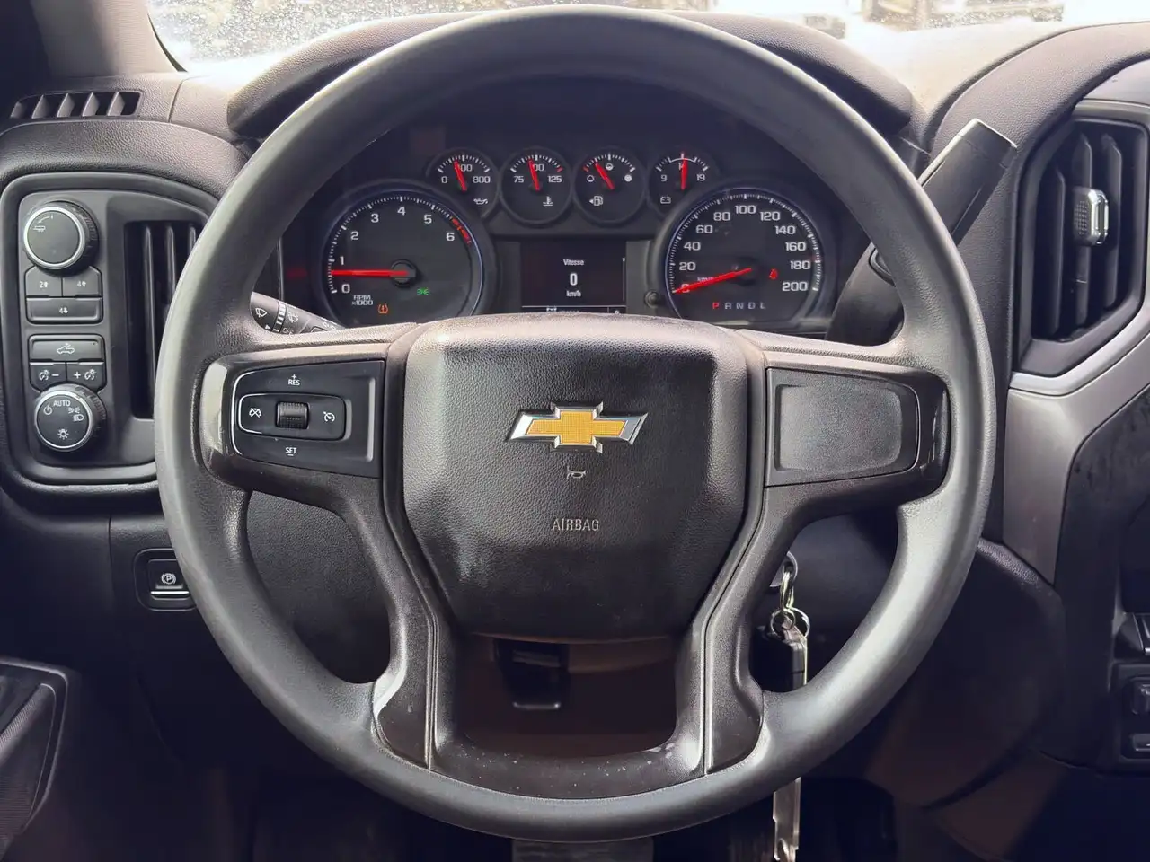 Chevrolet Silverado 2500 снимка Chevrolet Silverado 2500