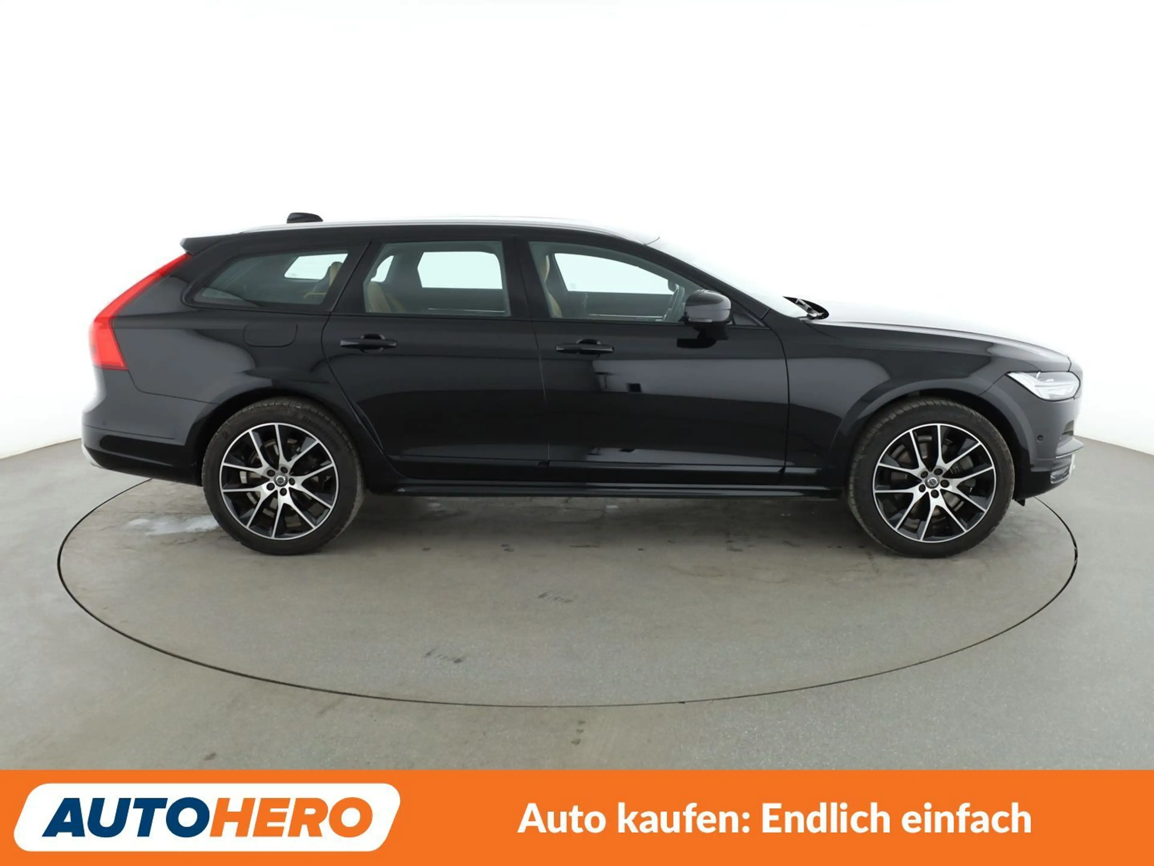 Volvo V90 Cross Country 2.0 T5 Pro AWD Aut.*NAVI*LED*TEMPO*CAM*PDC*SHZ* — photo 7