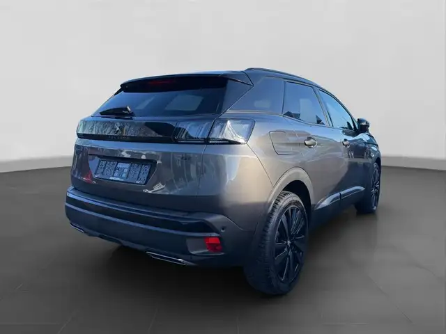 Peugeot 3008 view 5