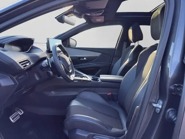 Peugeot 3008 view 8
