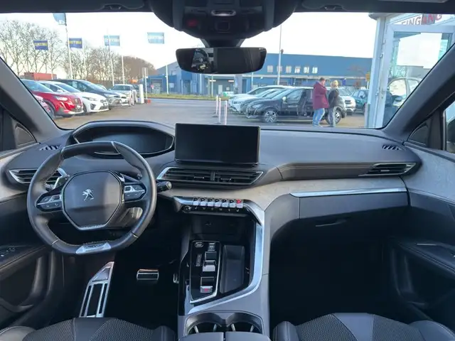 Peugeot 3008 view 10