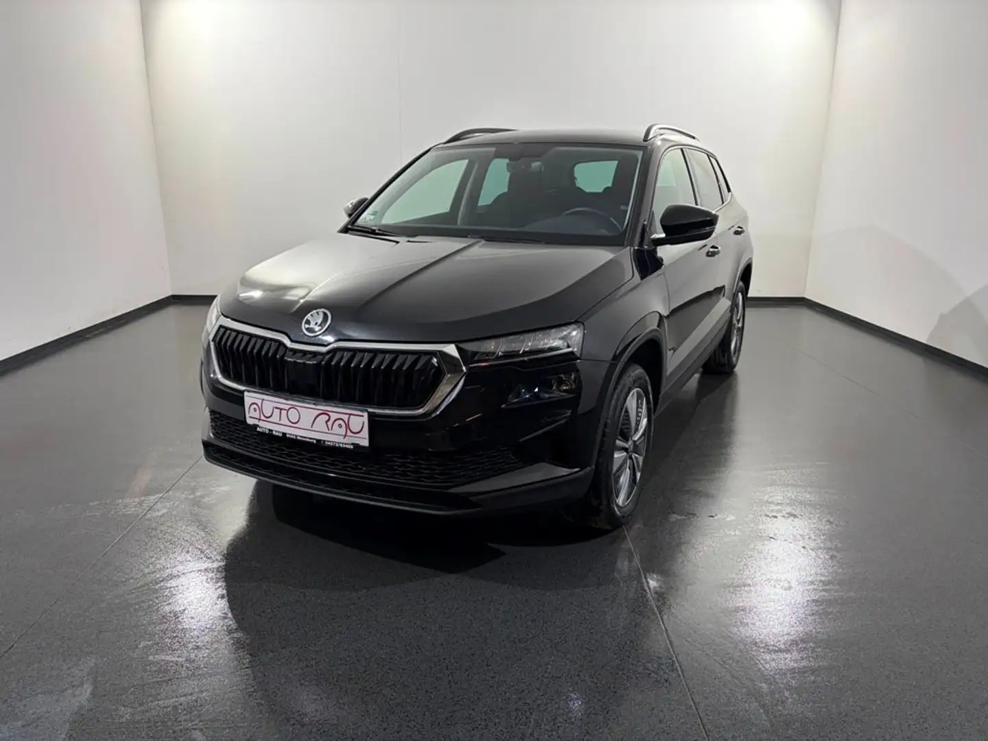 Skoda Karoq 2.0 TDI Ambition DSG *LED*AHK*RFK* Schwarz - 2