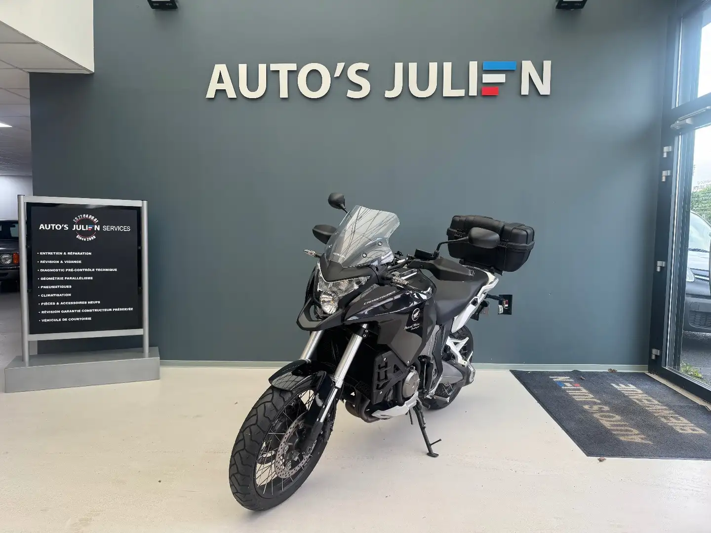 Honda Crosstourer 1237 CROSSTOURER Fekete - 1