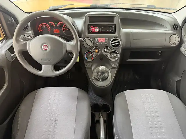 Fiat Panda view 11