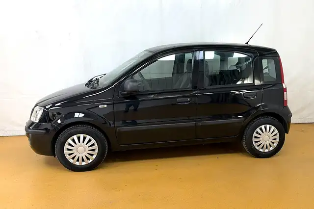 Fiat Panda view 3