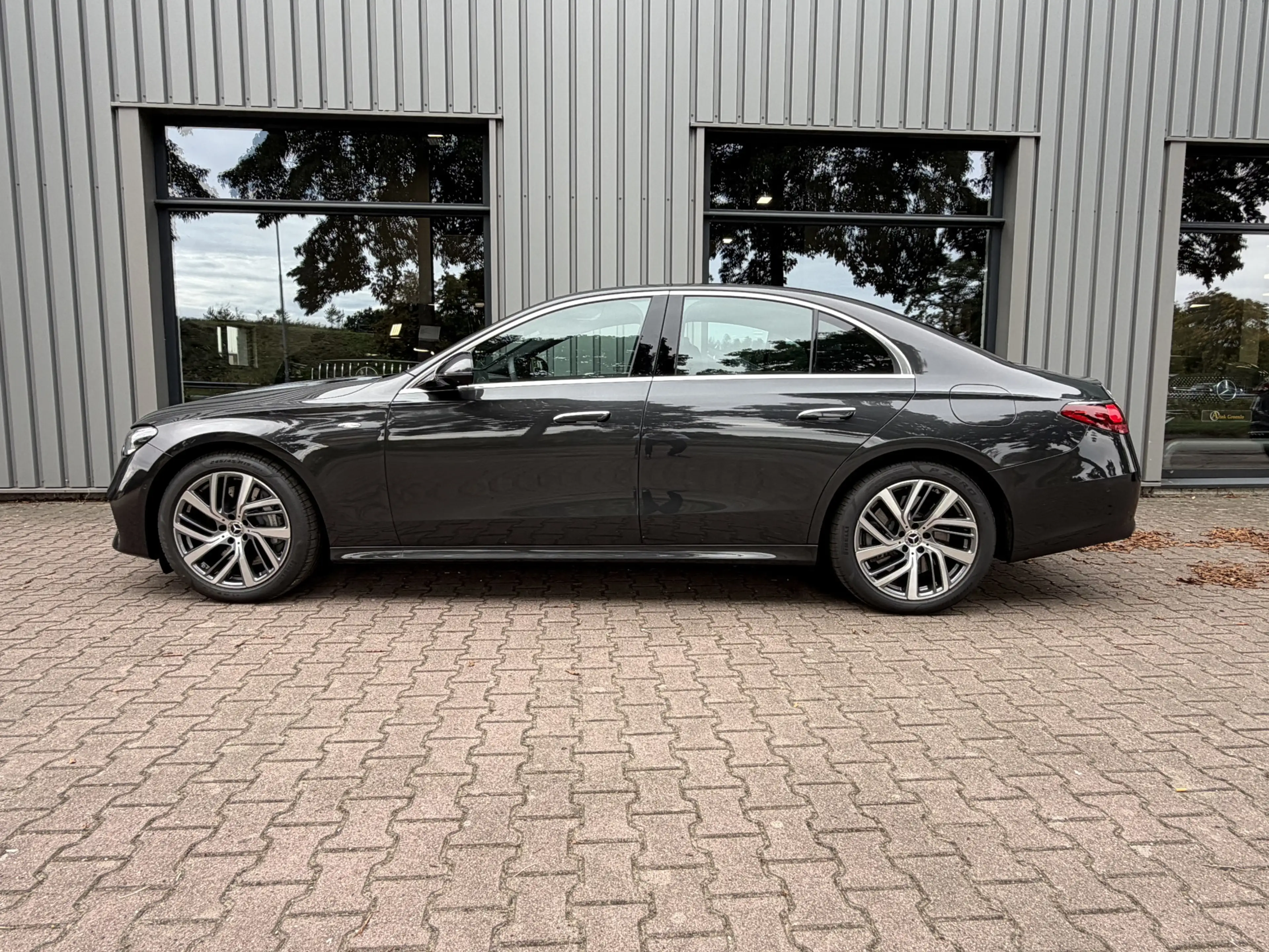 Mercedes-Benz E 300 e Luxury Line Luchtvering, Rijassistentiepakket, T — photo 2
