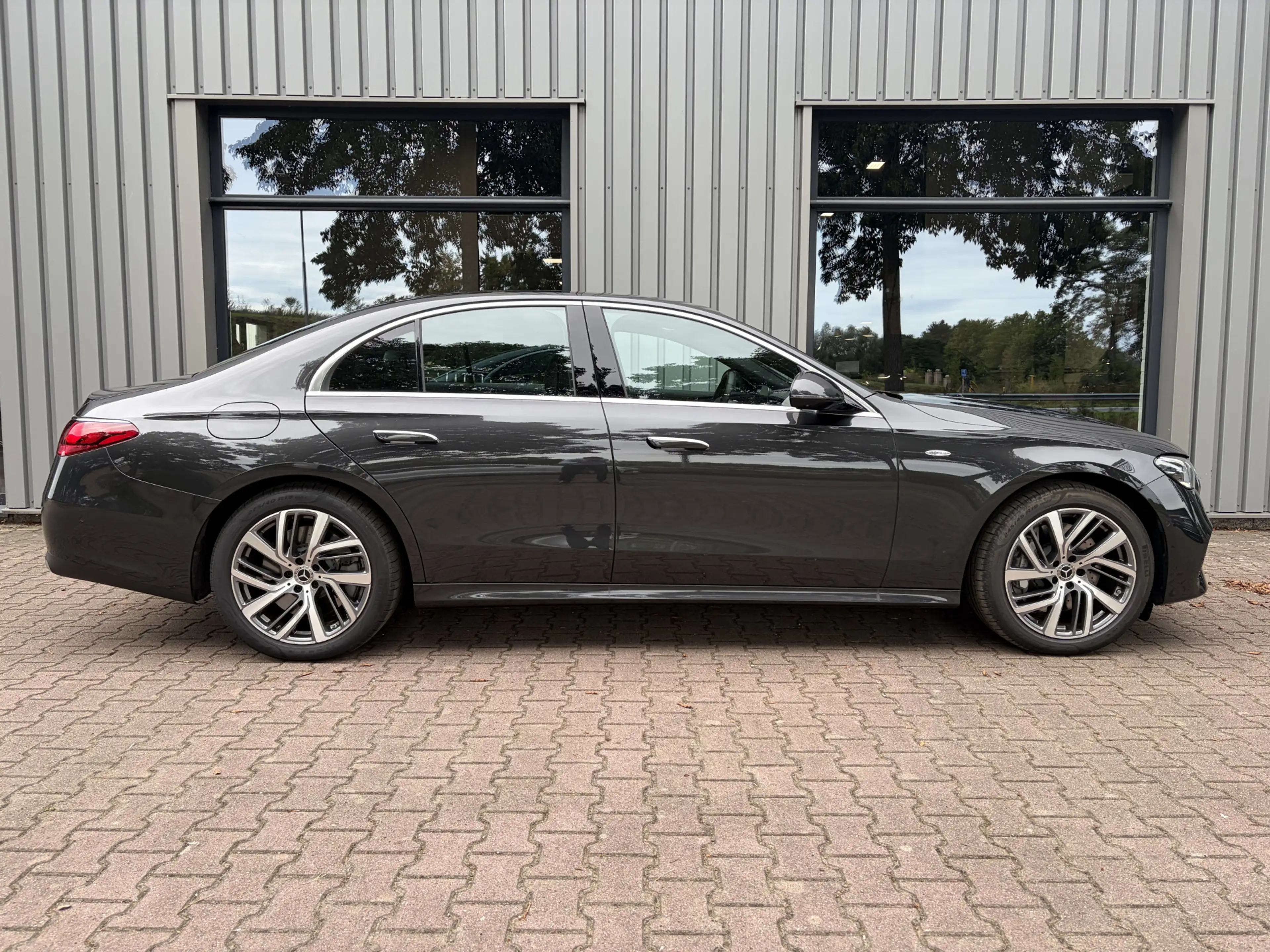Mercedes-Benz E 300 e Luxury Line Luchtvering, Rijassistentiepakket, T — photo 6
