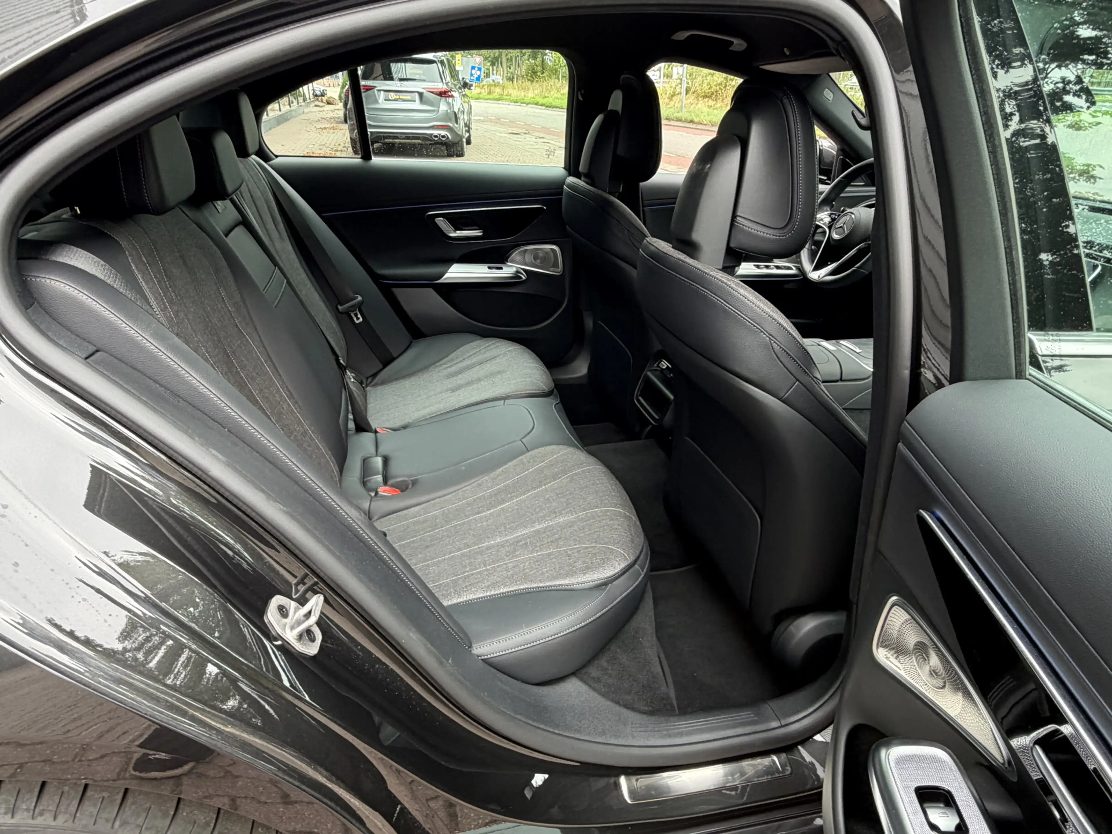Mercedes-Benz E 300 e Luxury Line Luchtvering, Rijassistentiepakket, T — photo 13