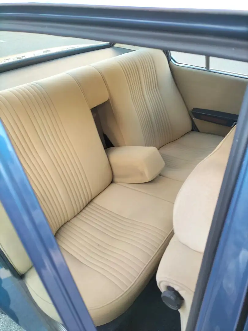 Alfa Romeo Alfetta Alfetta 1.8 Modrá - 2