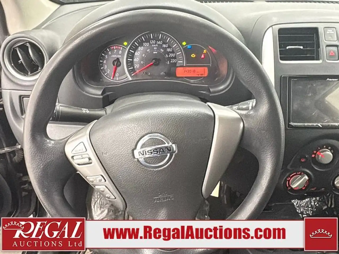 Nissan Micra снимка Nissan Micra