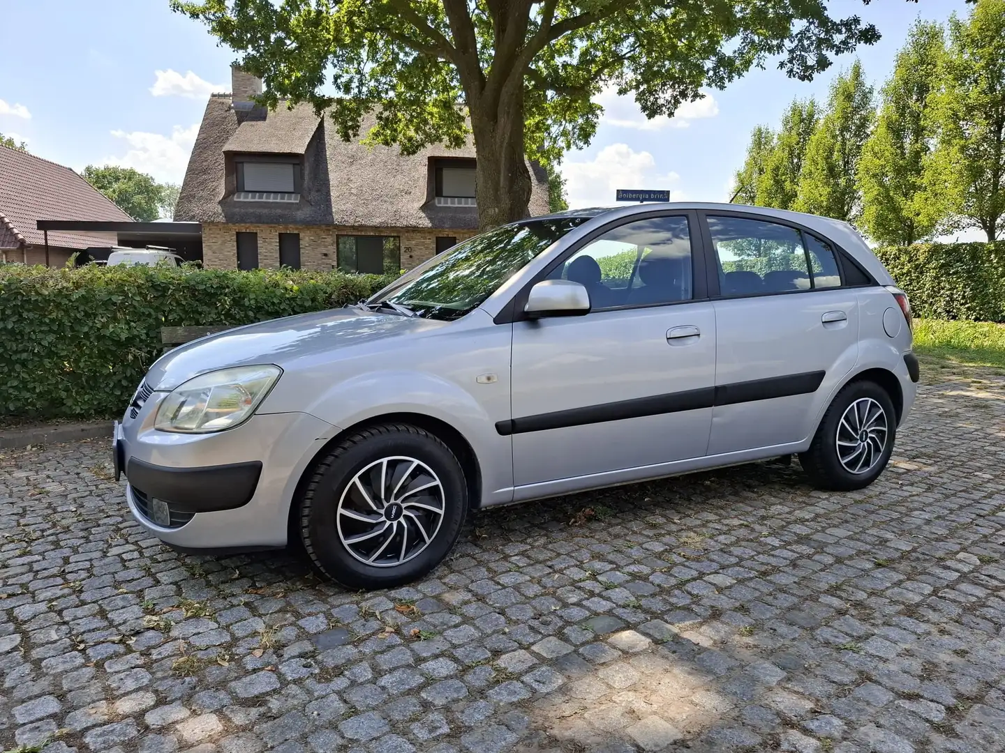Kia Rio Rio 1.4 X-tra Zilver - 1