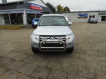 Fotografie Mitsubishi Pajero Diesel 5-Türer 3.2 D Automatik Intense