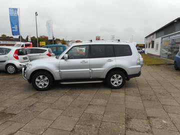 Bild 4 Mitsubishi Pajero Diesel 5-Türer 3.2 D Automatik Intense