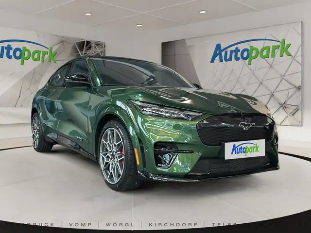 Ford Mustang Mach-E GT AWD Ansicht 2