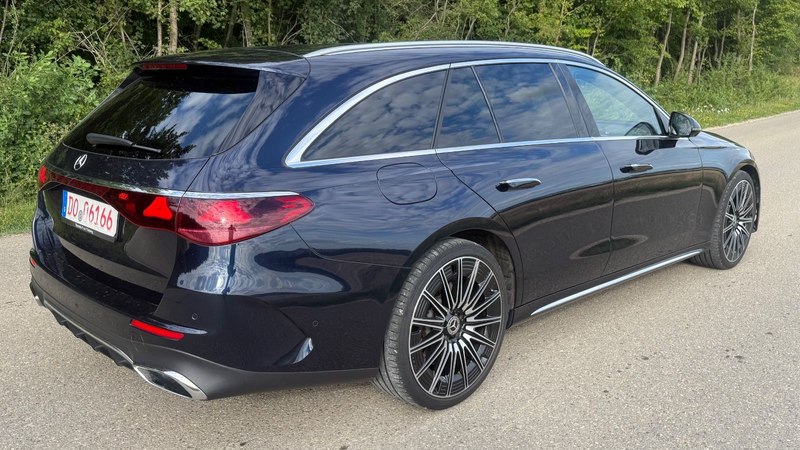 Mercedes-Benz E 450 E T-Modell 4Matic AMG Line Premium Plus — photo 3