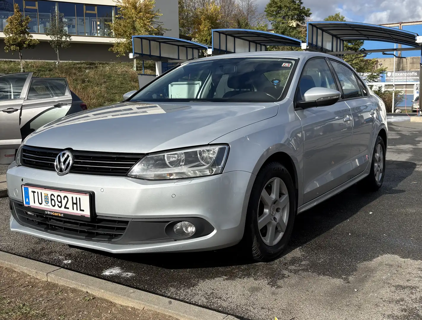 Volkswagen Jetta 1.2 TSI Comfortline - 1