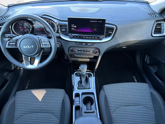 Kia Ceed view 9
