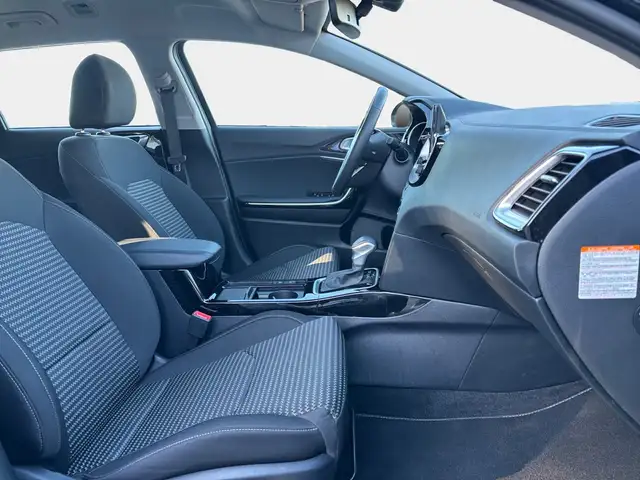 Kia Ceed view 12