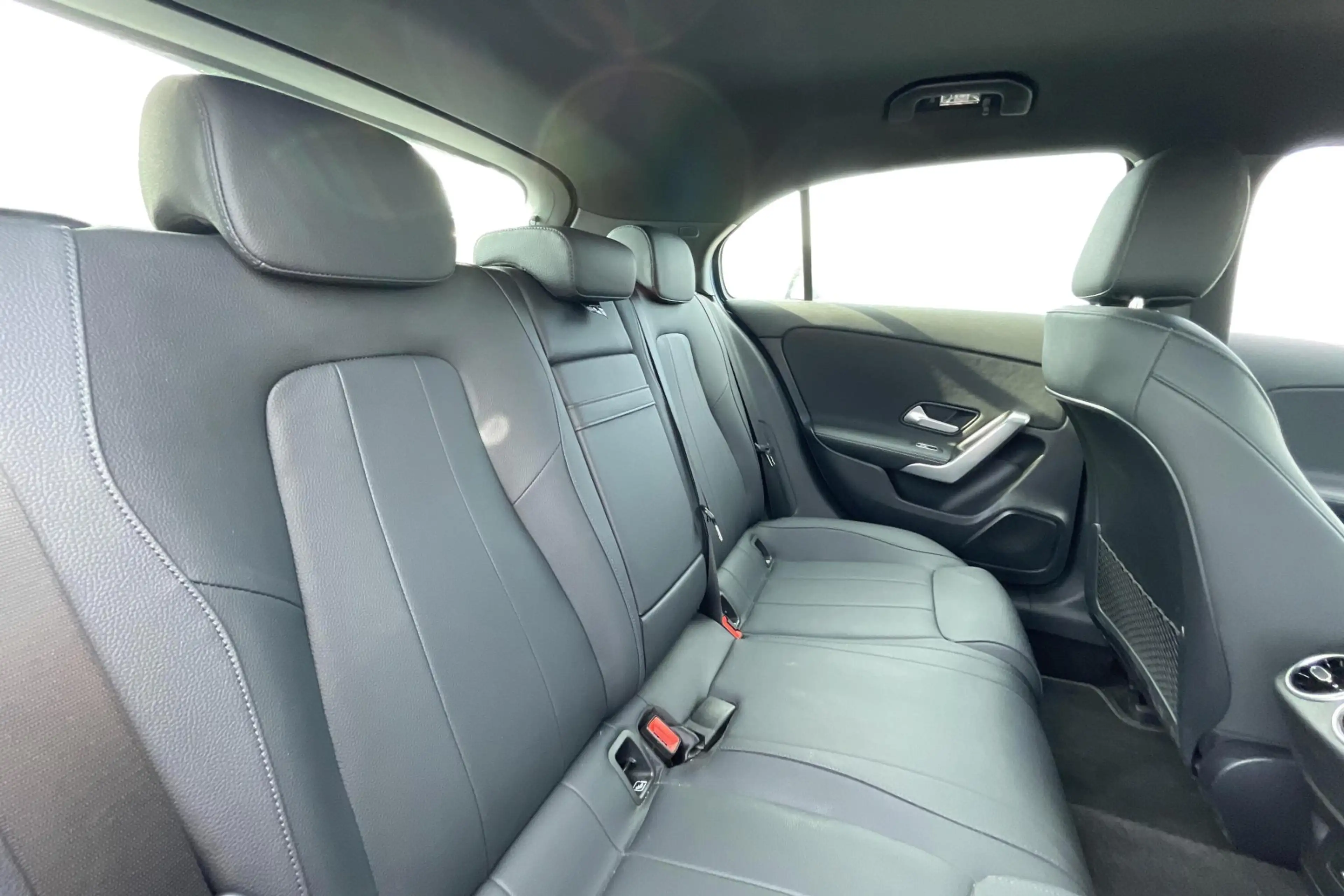 Mercedes-Benz A 250 A e Luxury Line — photo 7