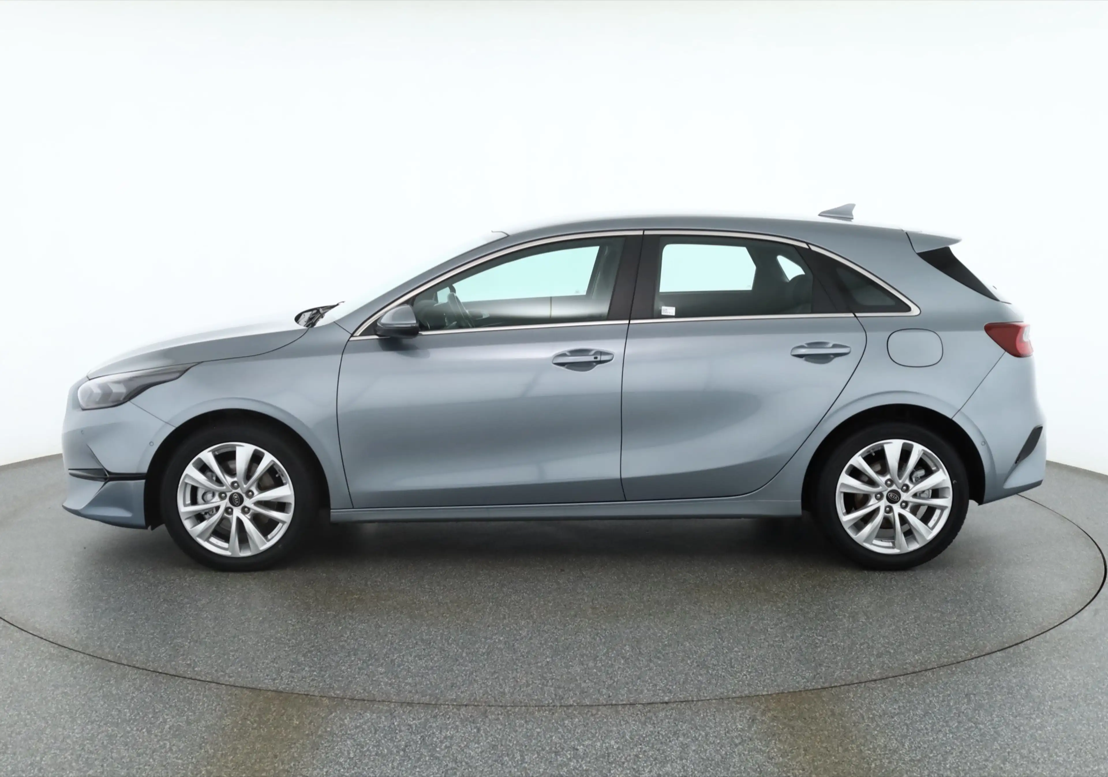 Kia Ceed / cee'd Ceed 1.5 T-GDI Spirit LED Navi Sitzheizung DAB — photo 2