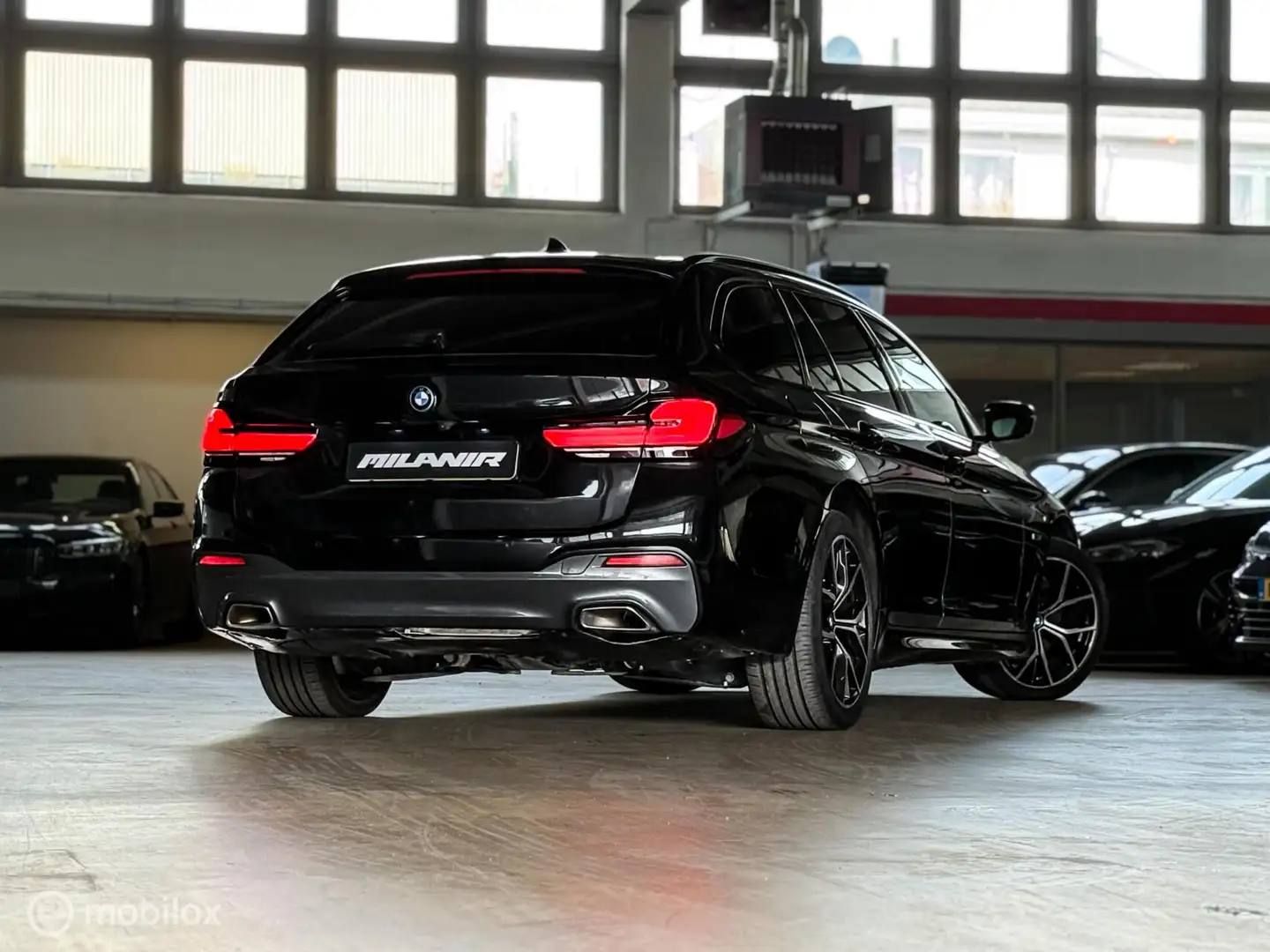 BMW 530 5-serie Touring 530e M Sport | Pano | ACC | Memory Nero - 2