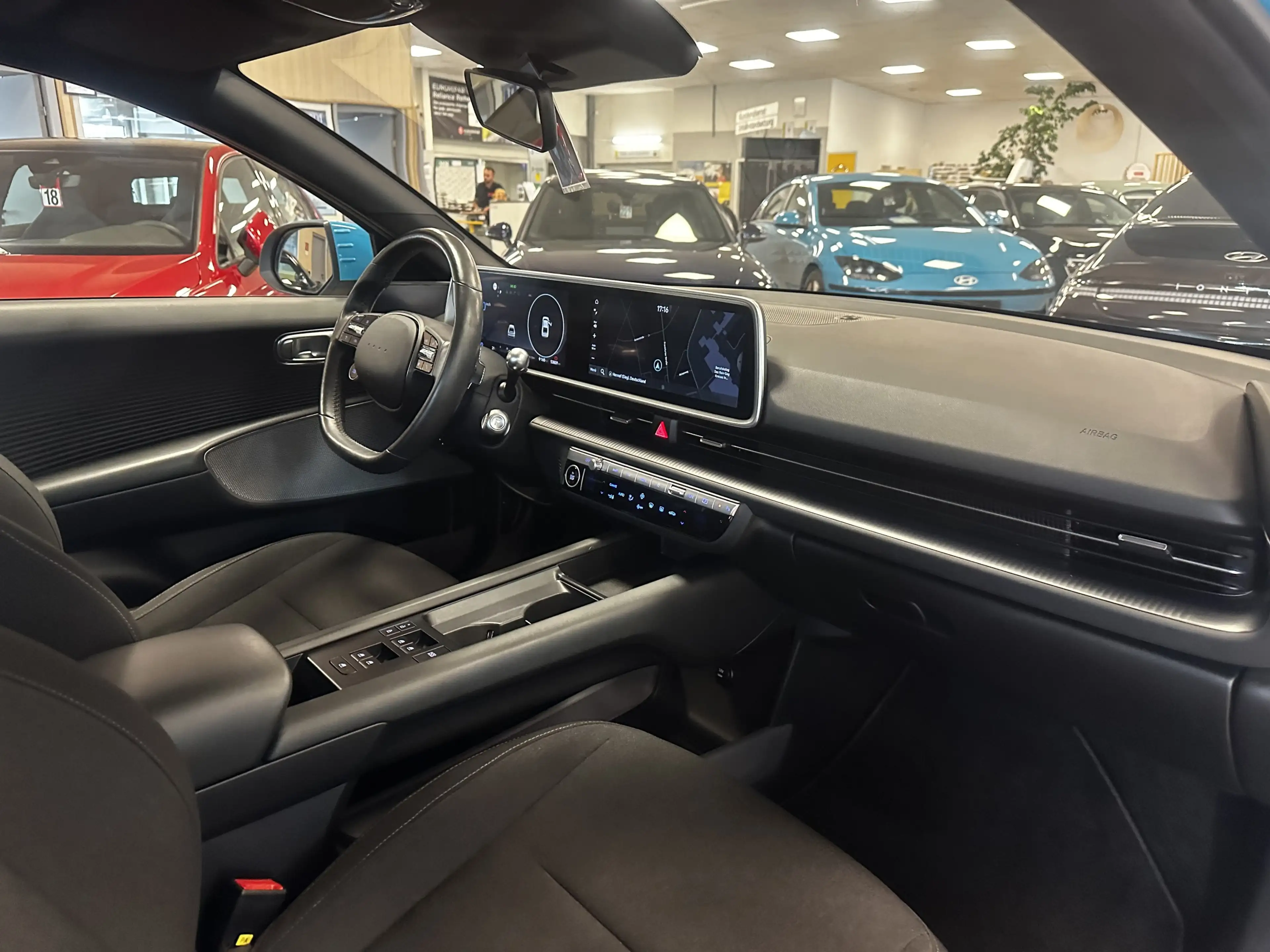 Hyundai IONIQ 6 NSCC*ST-Heiz*Cam*Matrix*SHZ*WMP*CarPlay — photo 8