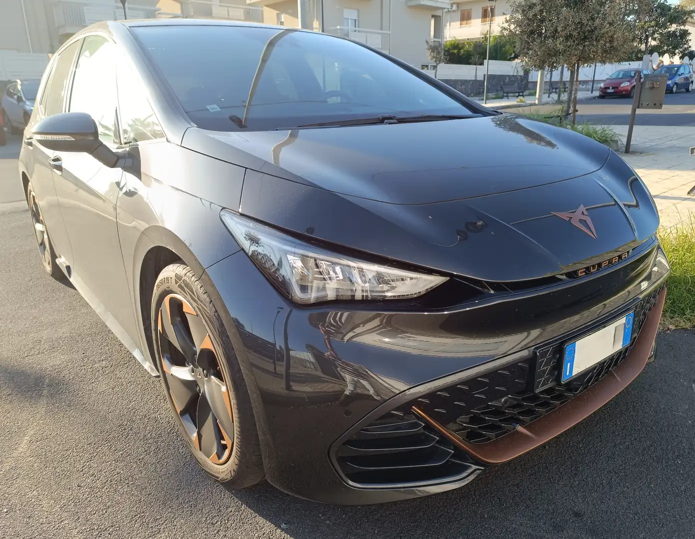 CUPRA Born 150 Kw (204cv) Grigio - 1