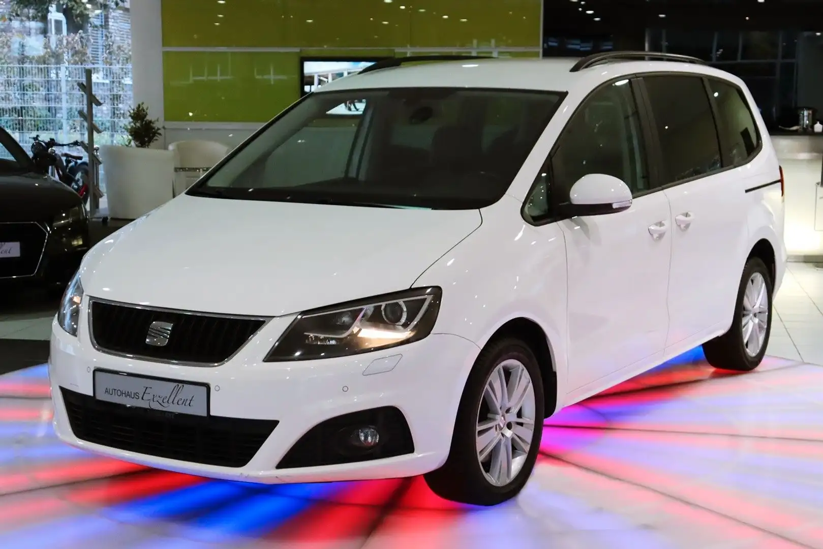 SEAT Alhambra Style Automatik*ALU*XENON*SHZ*TEMPOMAT* Blanco - 1