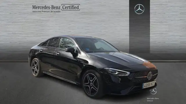 Mercedes-Benz CLA view 3