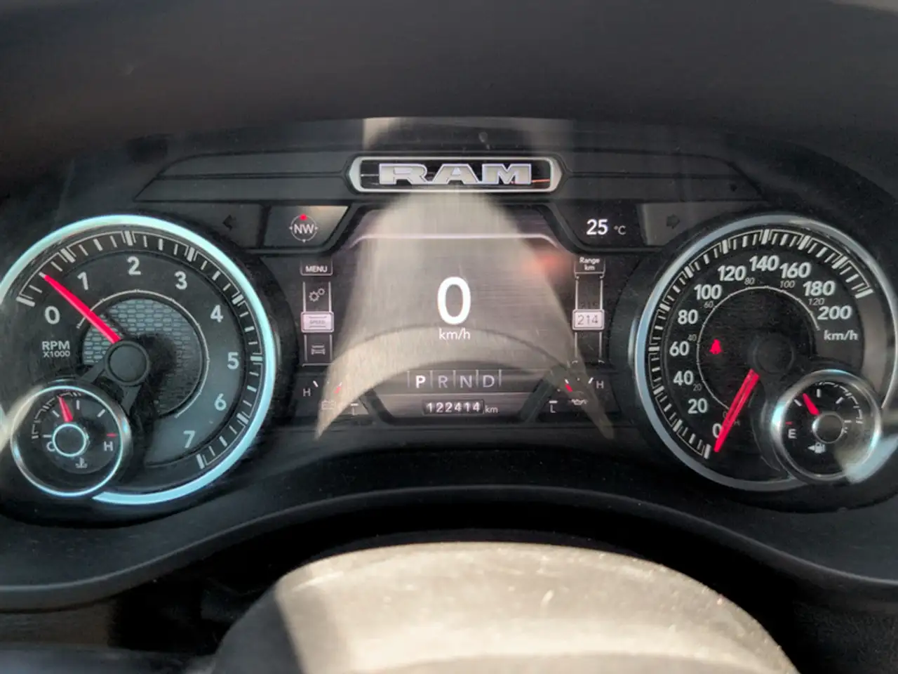 RAM 1500 снимка RAM 1500