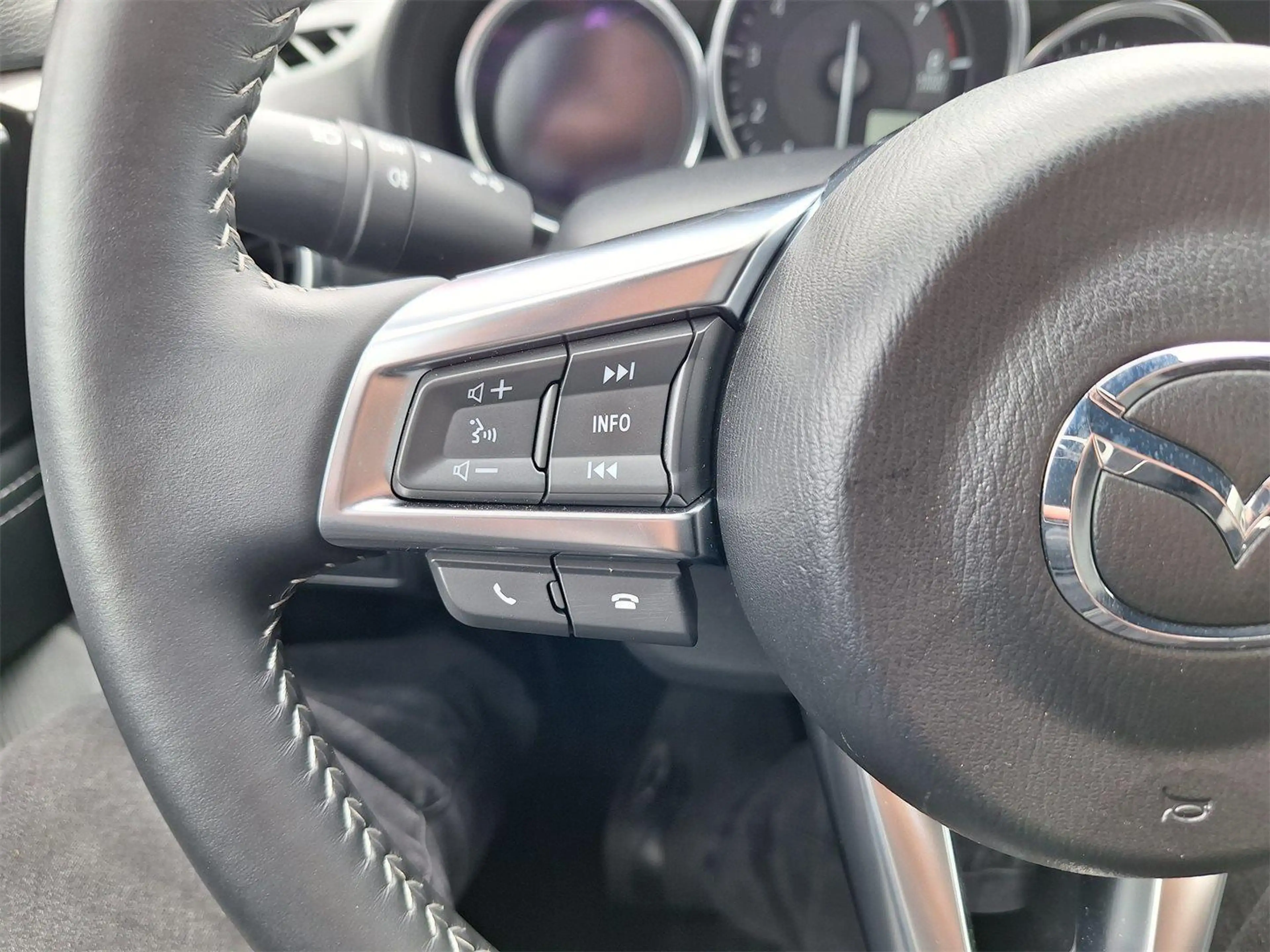 Mazda MX-5 ST G132 Skyactiv Exclusive-Line *8fach* — photo 14