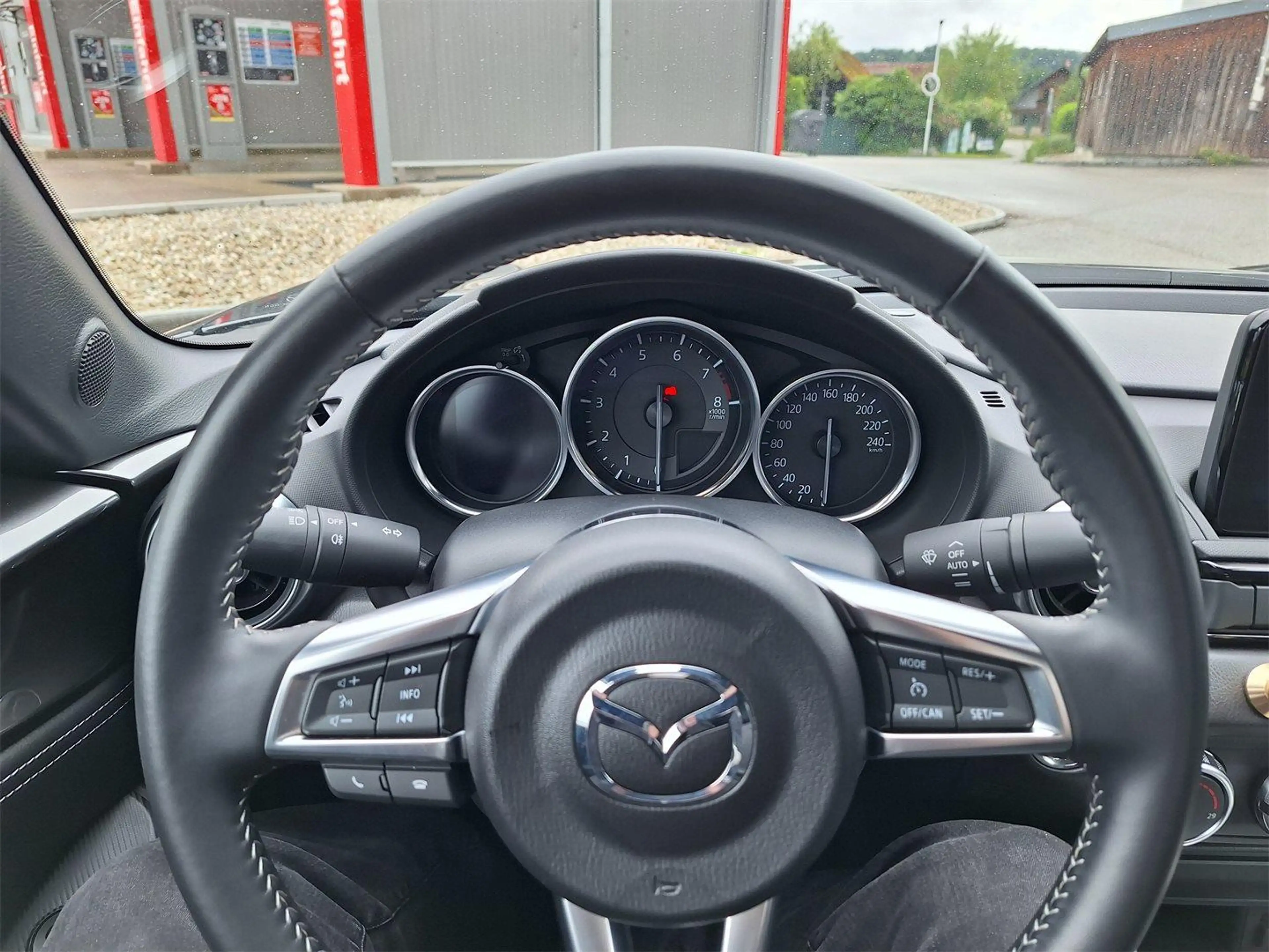 Mazda MX-5 ST G132 Skyactiv Exclusive-Line *8fach* — photo 13