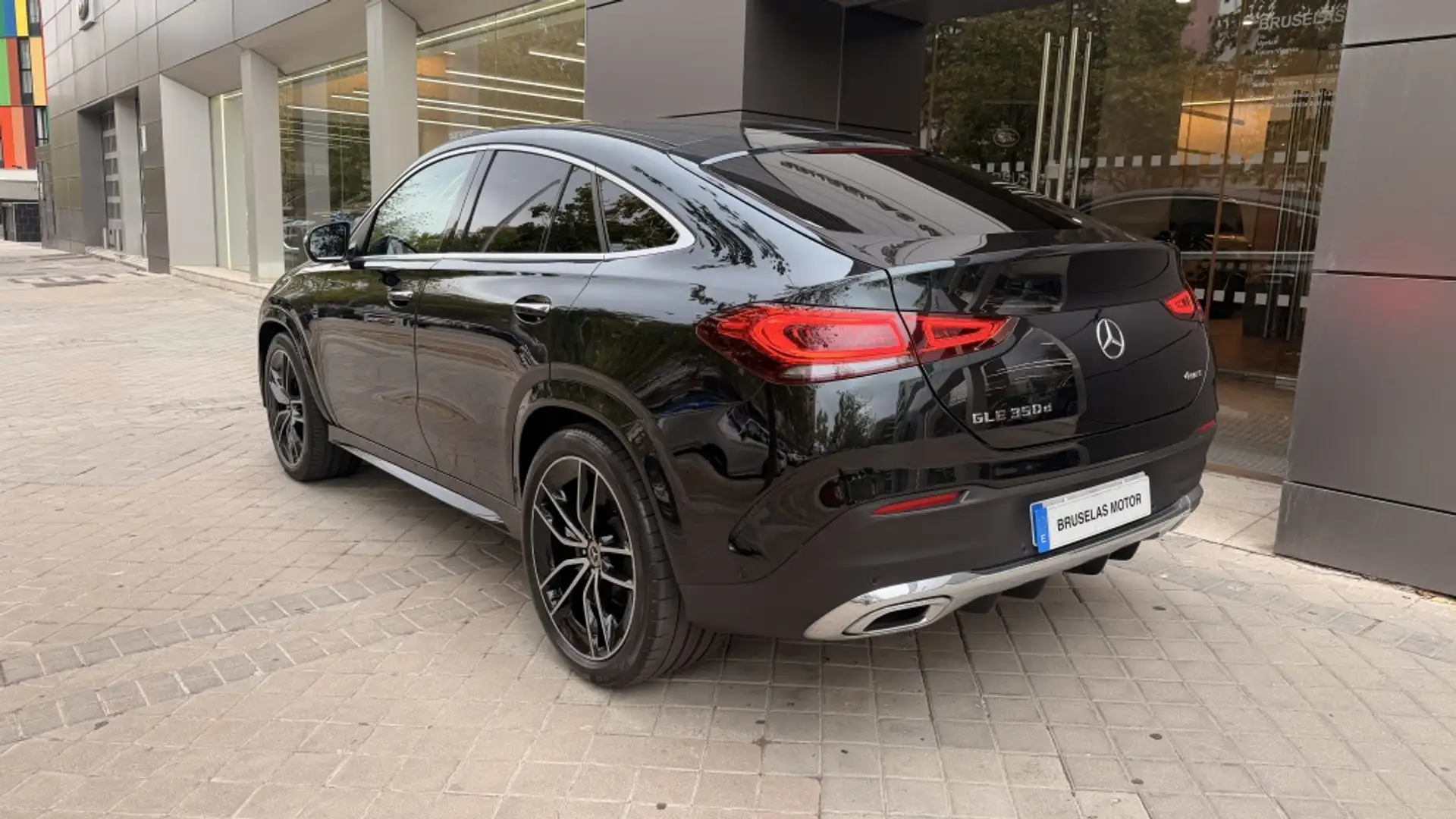 Mercedes-Benz GLE 350 Coupé 350d 4Matic Aut. Verde - 2