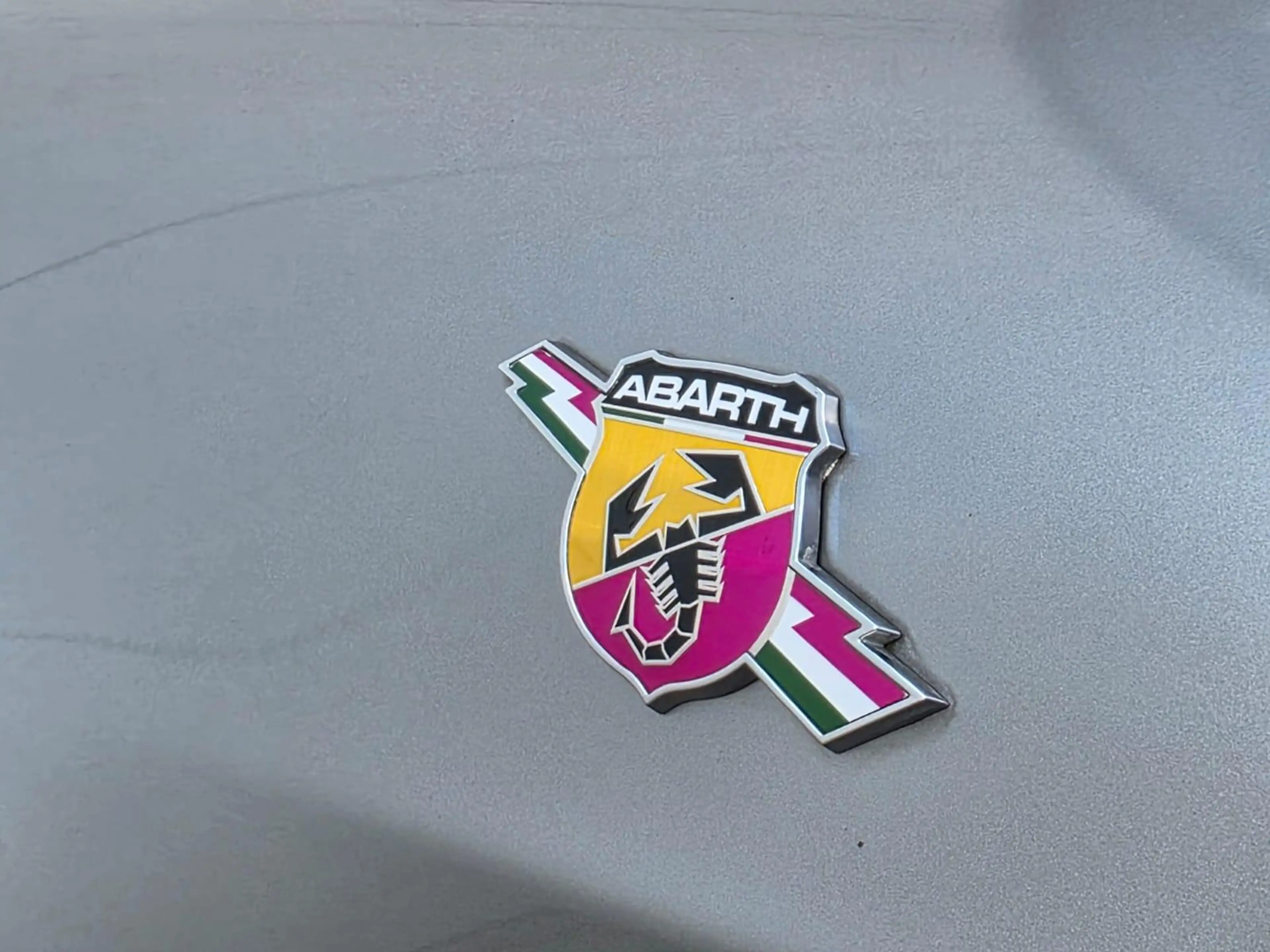 Fiat 124 Spider 1.4 MultiAir Turbo Abarth Premium Bose | 170 PK | — photo 11
